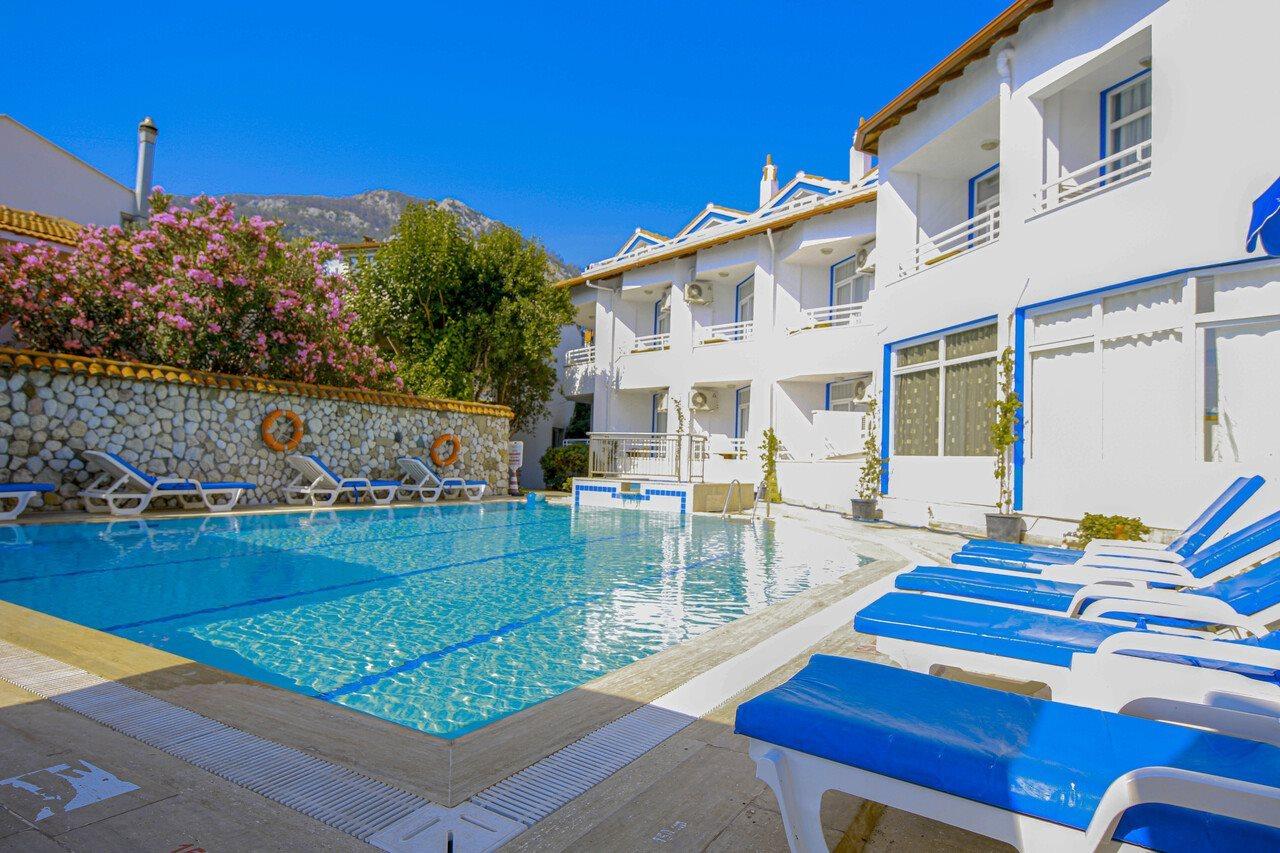 Zeybek Hotel Turunc Exterior photo