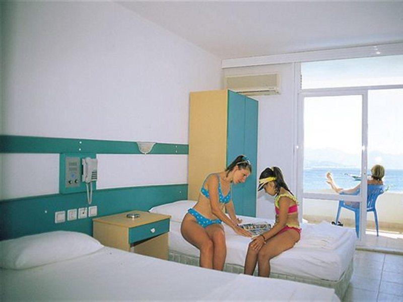 Zeybek Hotel Turunc Exterior photo