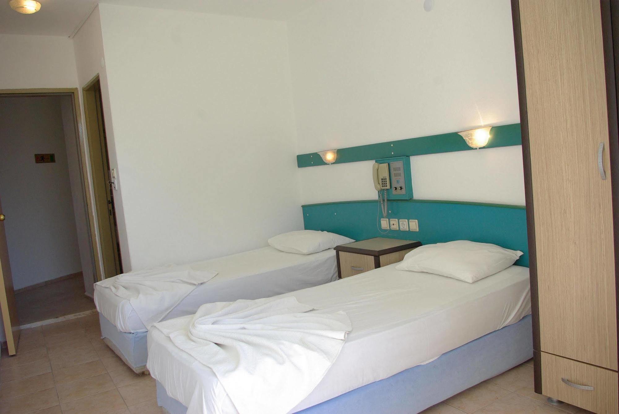 Zeybek Hotel Turunc Exterior photo